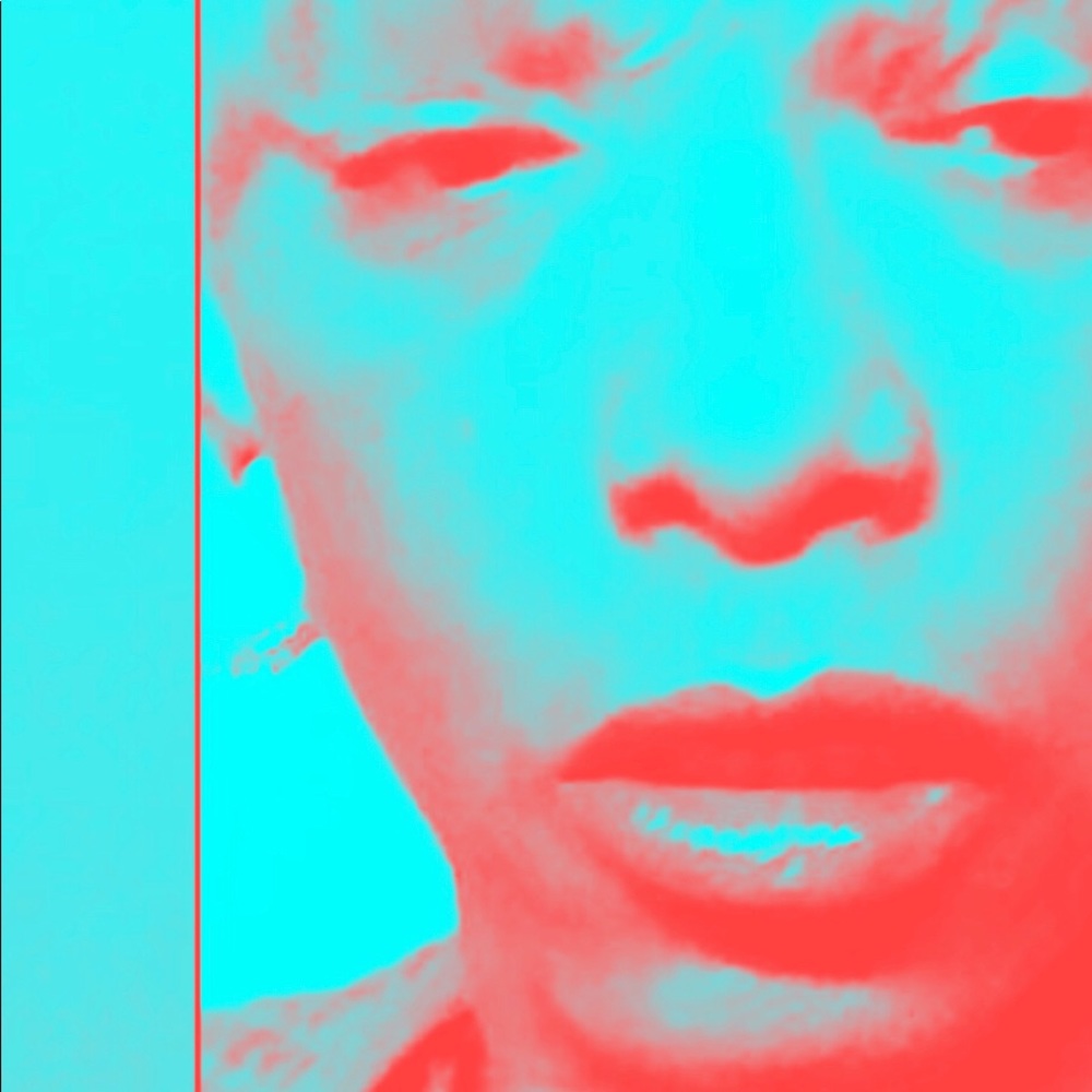 Meet your Posher, Yvette